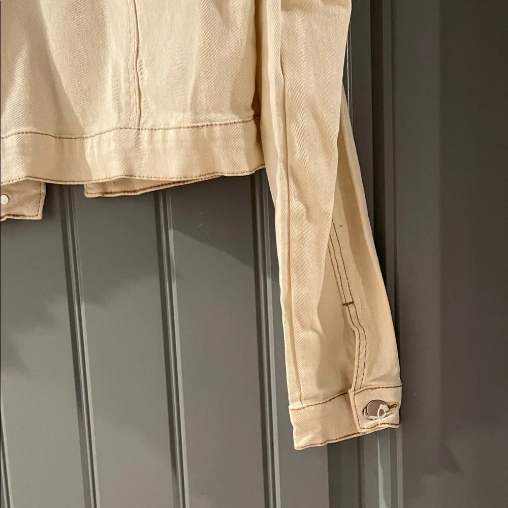 American Eagle Outfitters Light Tan Denim Jacket - Picture 10 of 12